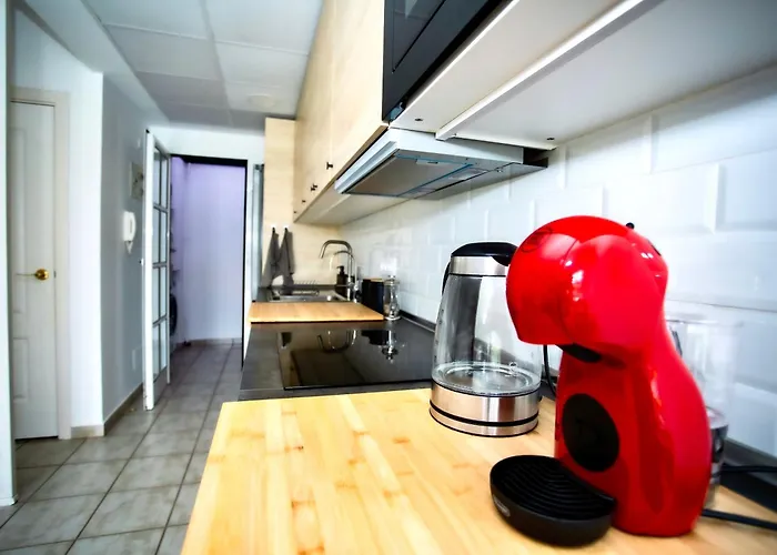 Cabosos2 First Line * Pasito Blanco